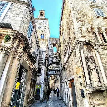 Znjanski Vidici Franka * Split