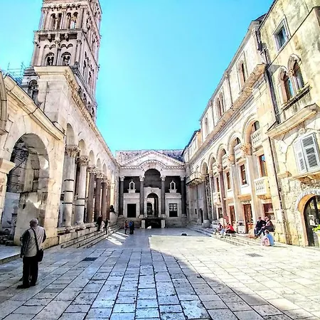 Znjanski Vidici Franka * スプリト